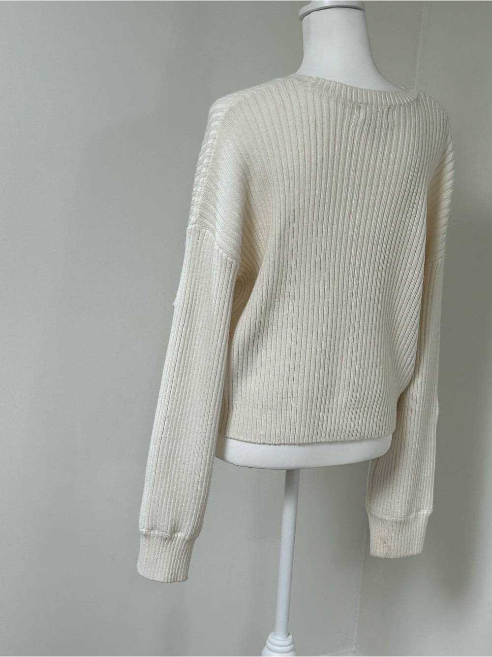 Cream Cable Cotton Knit Sweater with Pink Rose Embroidery L - Picture 3 of 8